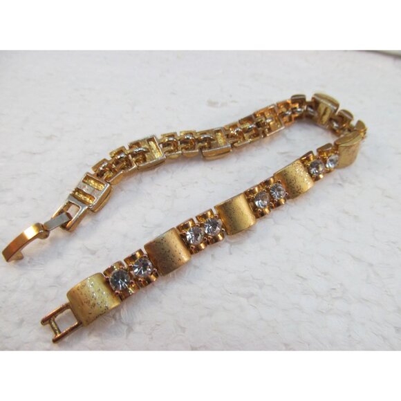 Gold Tone Rhinestone Link Bracelet Size 7.25 - Picture 10 of 14